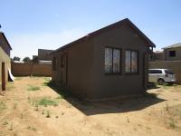 Front View of property in Naledi
