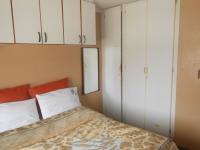 Main Bedroom - 10 square meters of property in Florida