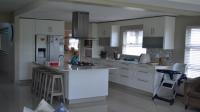 Kitchen - 18 square meters of property in East London