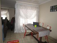 Dining Room - 14 square meters of property in Zakariyya Park