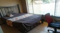 Bed Room 1 - 19 square meters of property in Noordhoek (Bloemfontein)