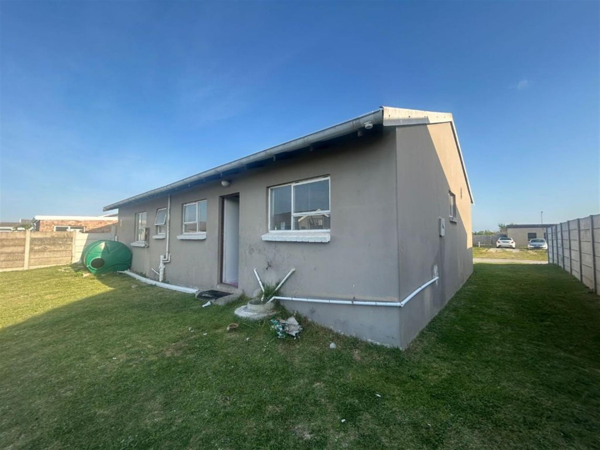 Front View of property in Fairview - PE