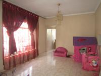 Dining Room - 15 square meters of property in Lenasia South