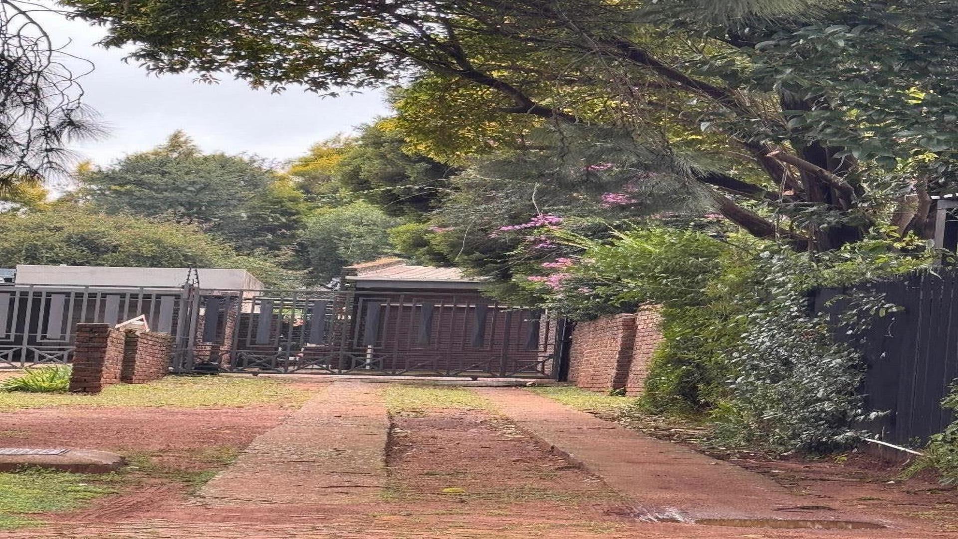 Front View of property in Kempton Park