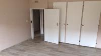 Main Bedroom - 20 square meters of property in Berton Park