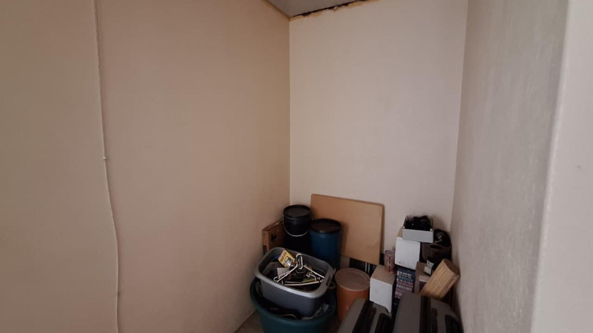 Main Bedroom - 32 square meters of property in Payneville