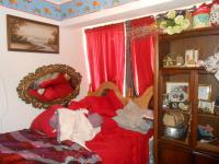 Bed Room 1 - 12 square meters of property in Glen Marais