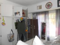 Main Bedroom - 17 square meters of property in Glen Marais