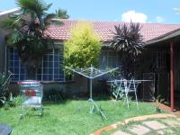 Backyard of property in Glen Marais