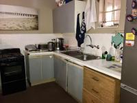 Kitchen - 13 square meters of property in Glenmarais (Glen Marais)