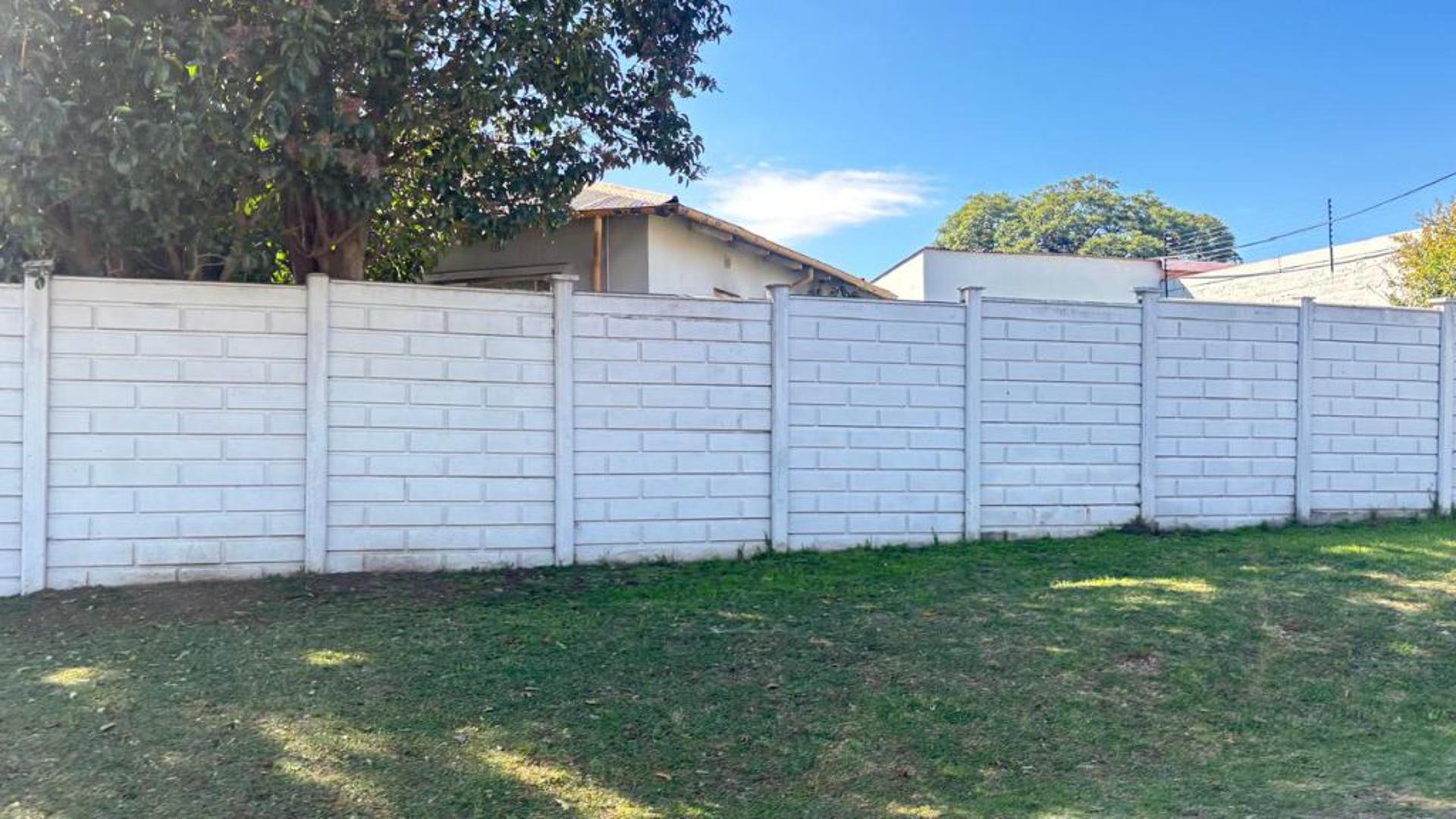 Front View of property in Lindbergh Park