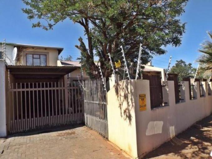 Standard Bank EasySell Sectional Title for Sale in Bloemfont