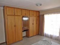 Main Bedroom of property in Bloemfontein