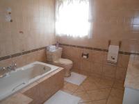 Bathroom 1 - 17 square meters of property in Terenure