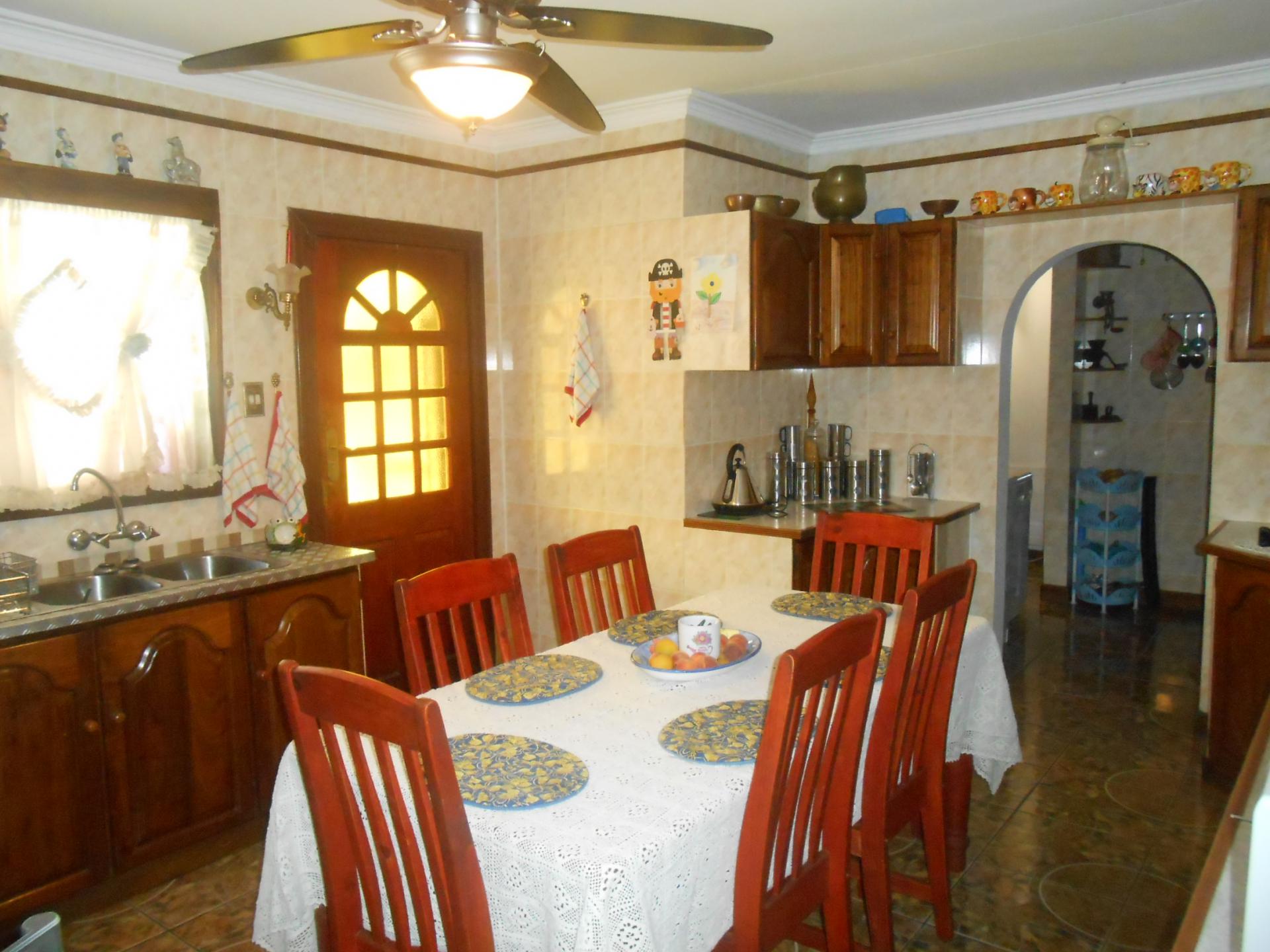 Kitchen - 36 square meters of property in Minnebron