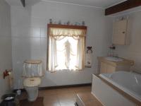 Bathroom 2 - 10 square meters of property in Minnebron