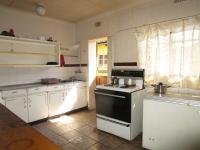 Kitchen - 16 square meters of property in Comet