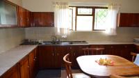 Kitchen - 19 square meters of property in Park Rynie