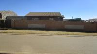 3 Bedroom 1 Bathroom House for Sale for sale in Protea Glen