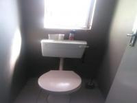 Bathroom 1 of property in Protea Glen