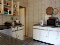 Kitchen - 10 square meters of property in Burgershoop 