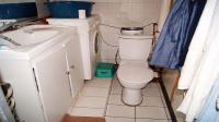 Main Bathroom - 7 square meters of property in Durban Central