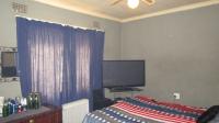 Bed Room 3 - 10 square meters of property in Rensburg
