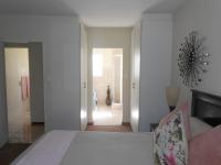 Main Bedroom - 17 square meters of property in Brentwood Park