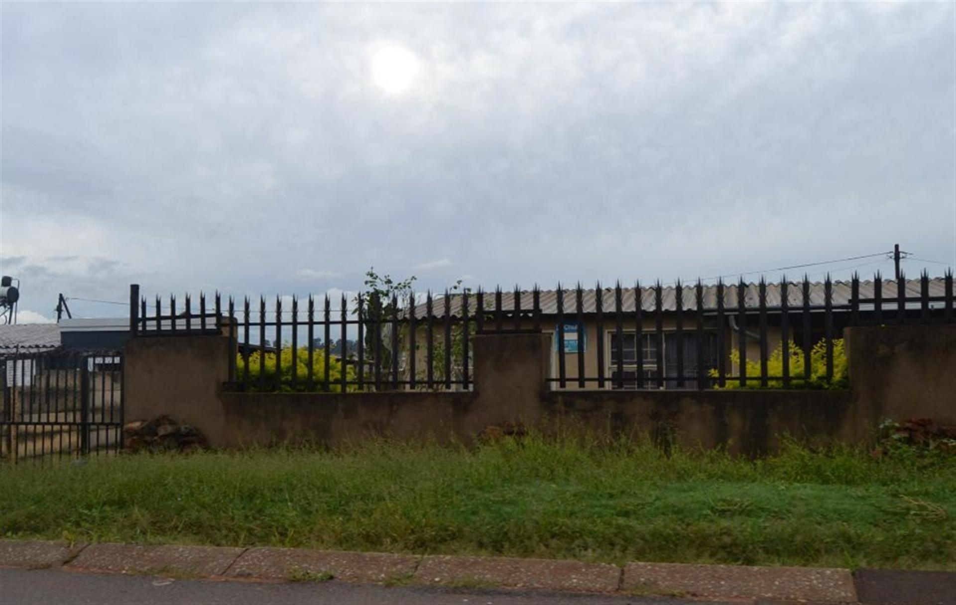 Front View of property in Klipspruit West