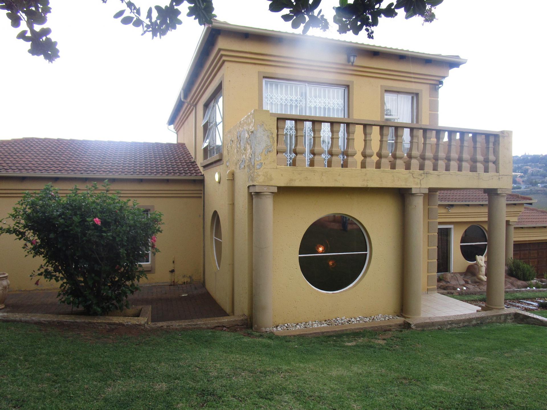 Front View of property in Rangeview