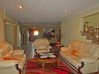 Lounges - 53 square meters of property in Rangeview