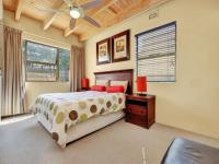 Bed Room 2 - 23 square meters of property in Craighall Park