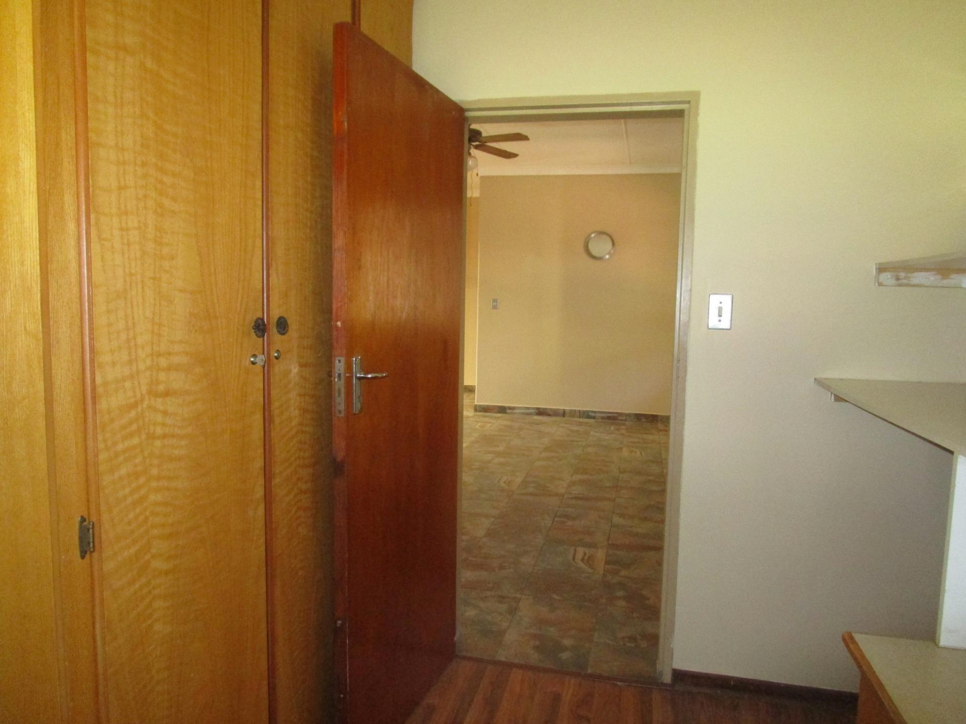 Study - 10 square meters of property in Risiville