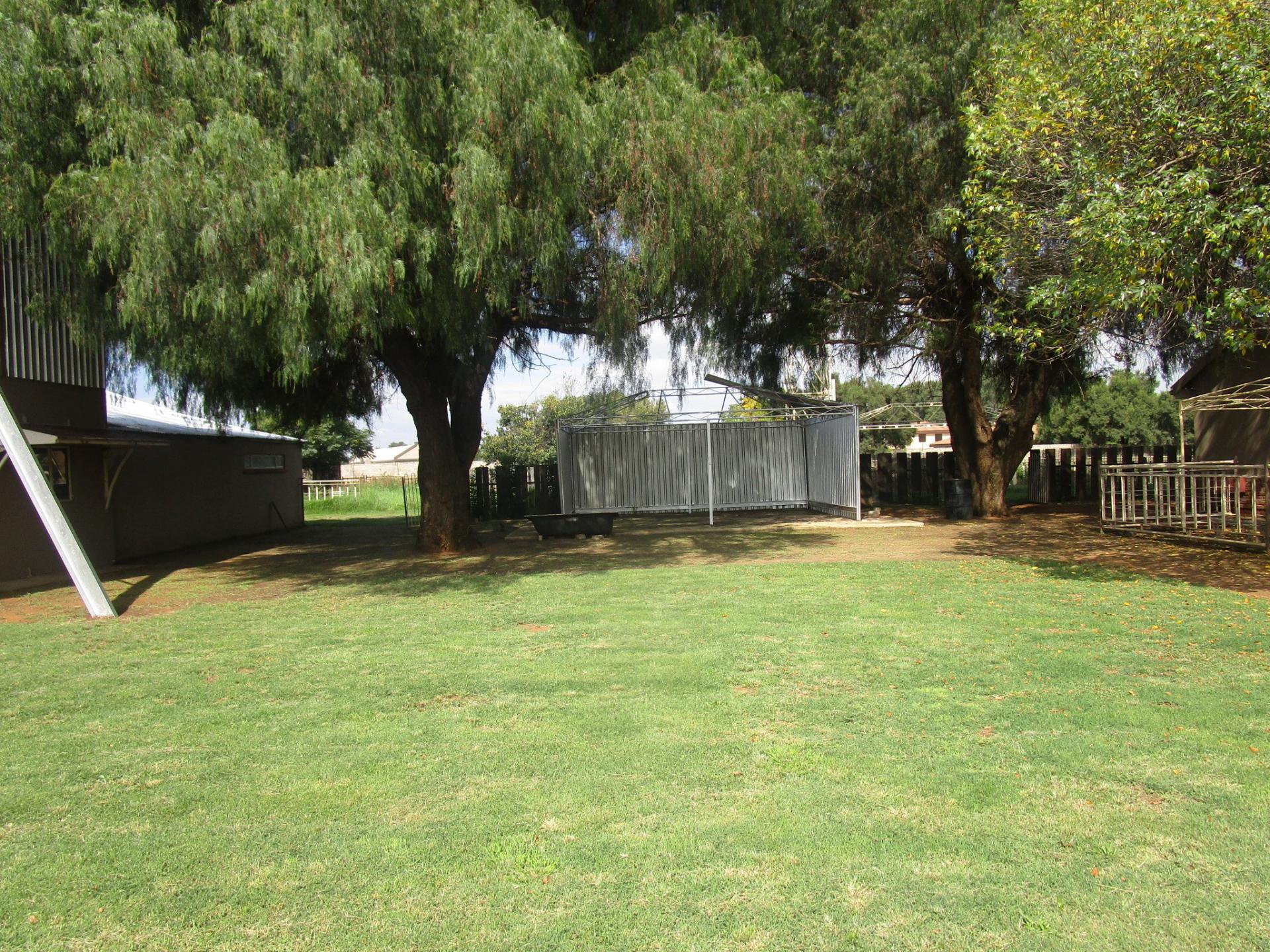 Backyard of property in Risiville