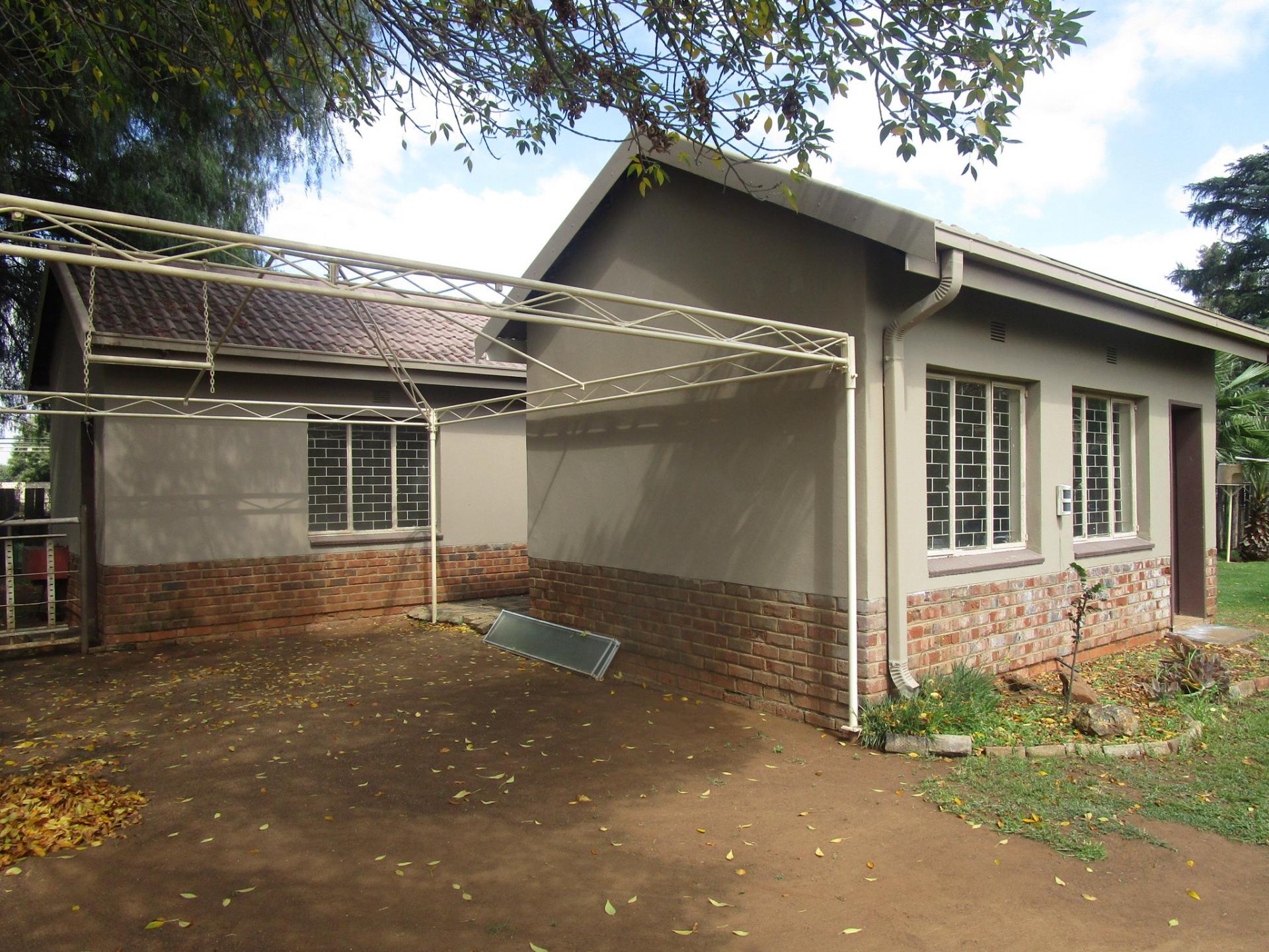 Backyard of property in Risiville