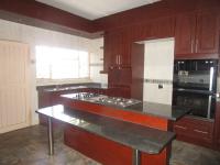 Kitchen - 25 square meters of property in Risiville