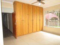 Main Bedroom - 29 square meters of property in Risiville