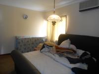 Bed Room 1 - 16 square meters of property in Robertsham