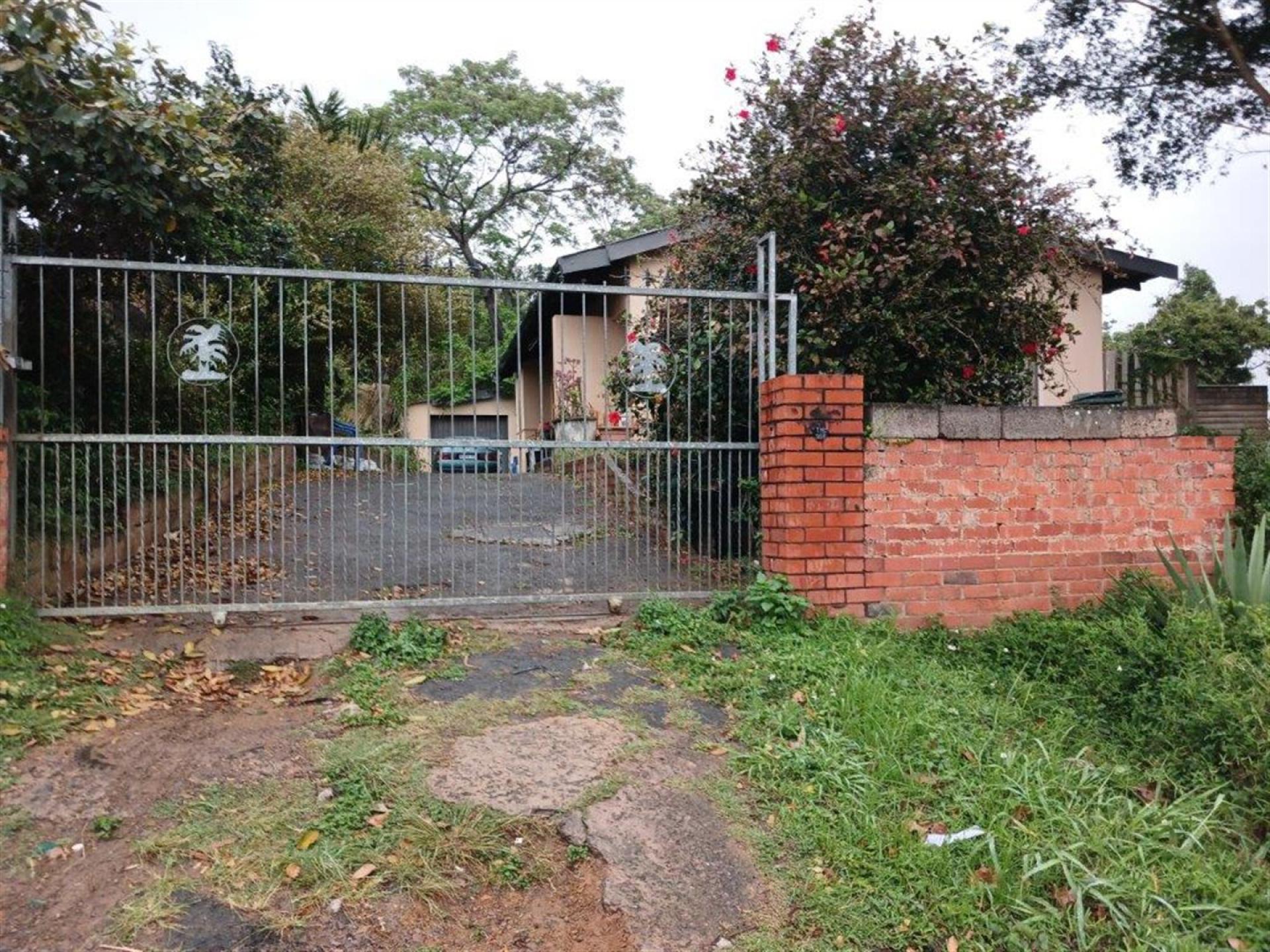 Front View of property in Hillary 