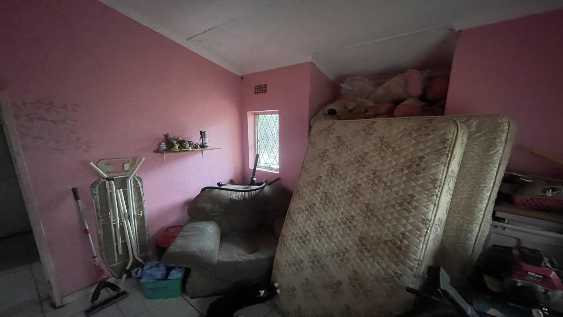 Bed Room 2 of property in Hillary 