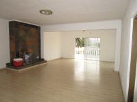Lounges - 70 square meters of property in Aston Manor