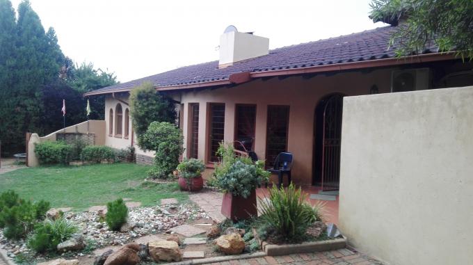 5 Bedroom House for Sale For Sale in Kempton Park - Home Sell - MR181359