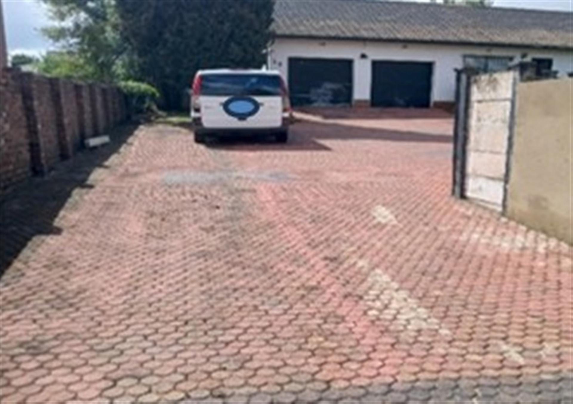 Front View of property in Esther Park