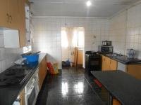 Kitchen - 21 square meters of property in Lenasia South