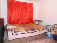 Bed Room 1 - 9 square meters of property in Terenure