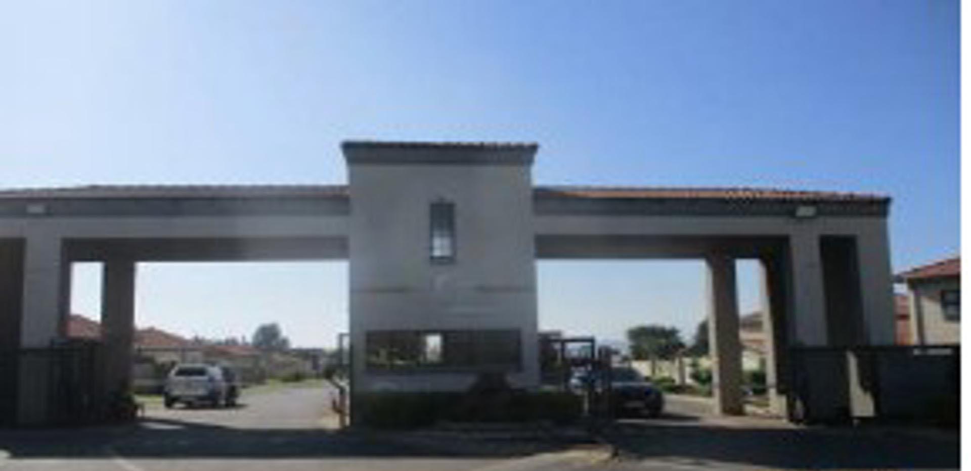 Front View of property in Benoni