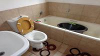 Bathroom 1 of property in Benoni