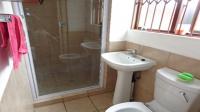 Bathroom 2 of property in Benoni