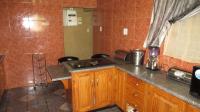 Kitchen - 19 square meters of property in Bedworth Park