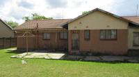 Backyard of property in Bedworth Park